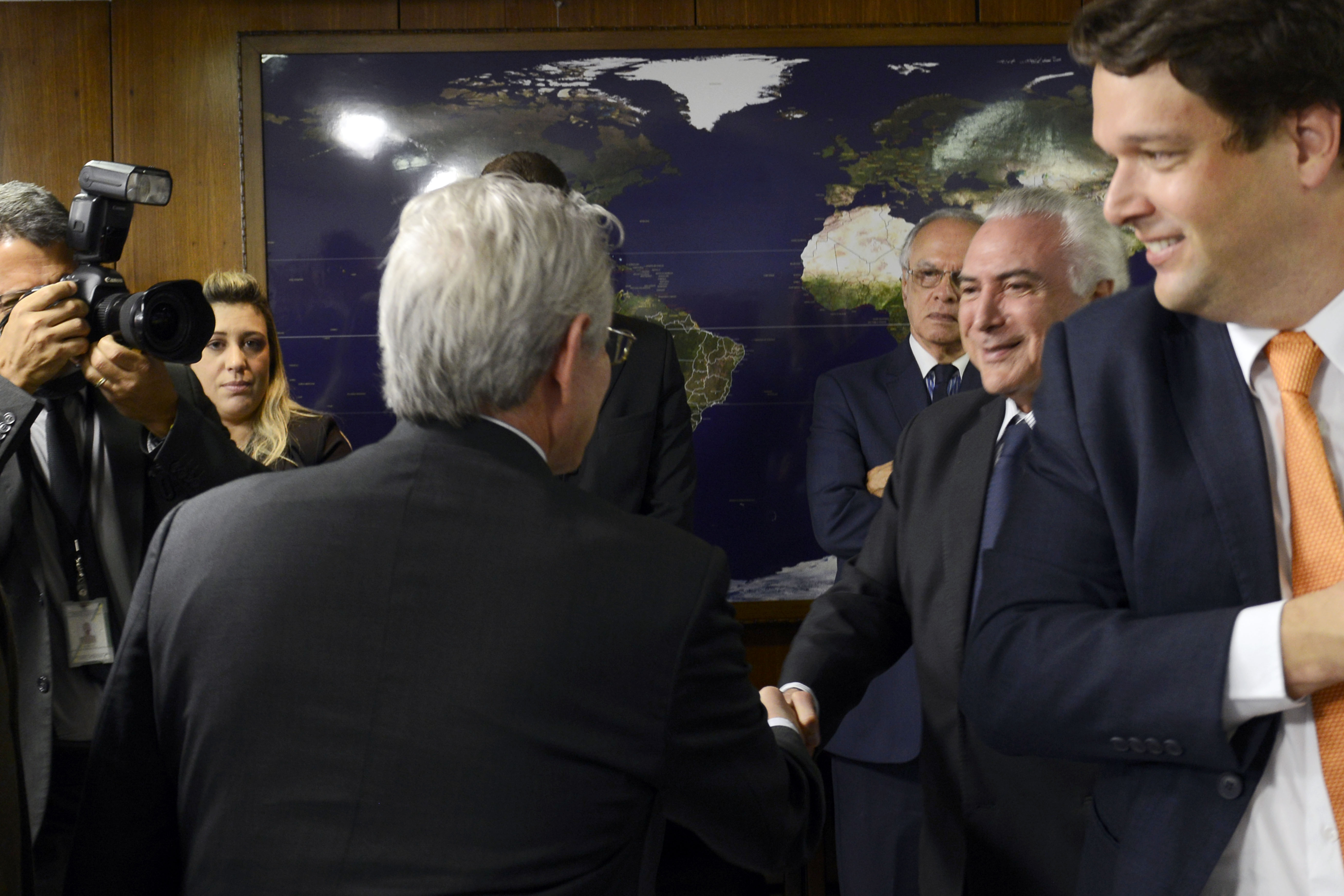 Líderes industriais do país debatem modernização i