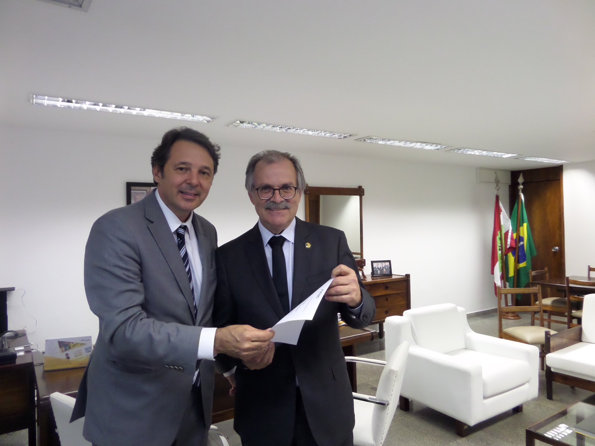 Imagem 1776 no node 3707