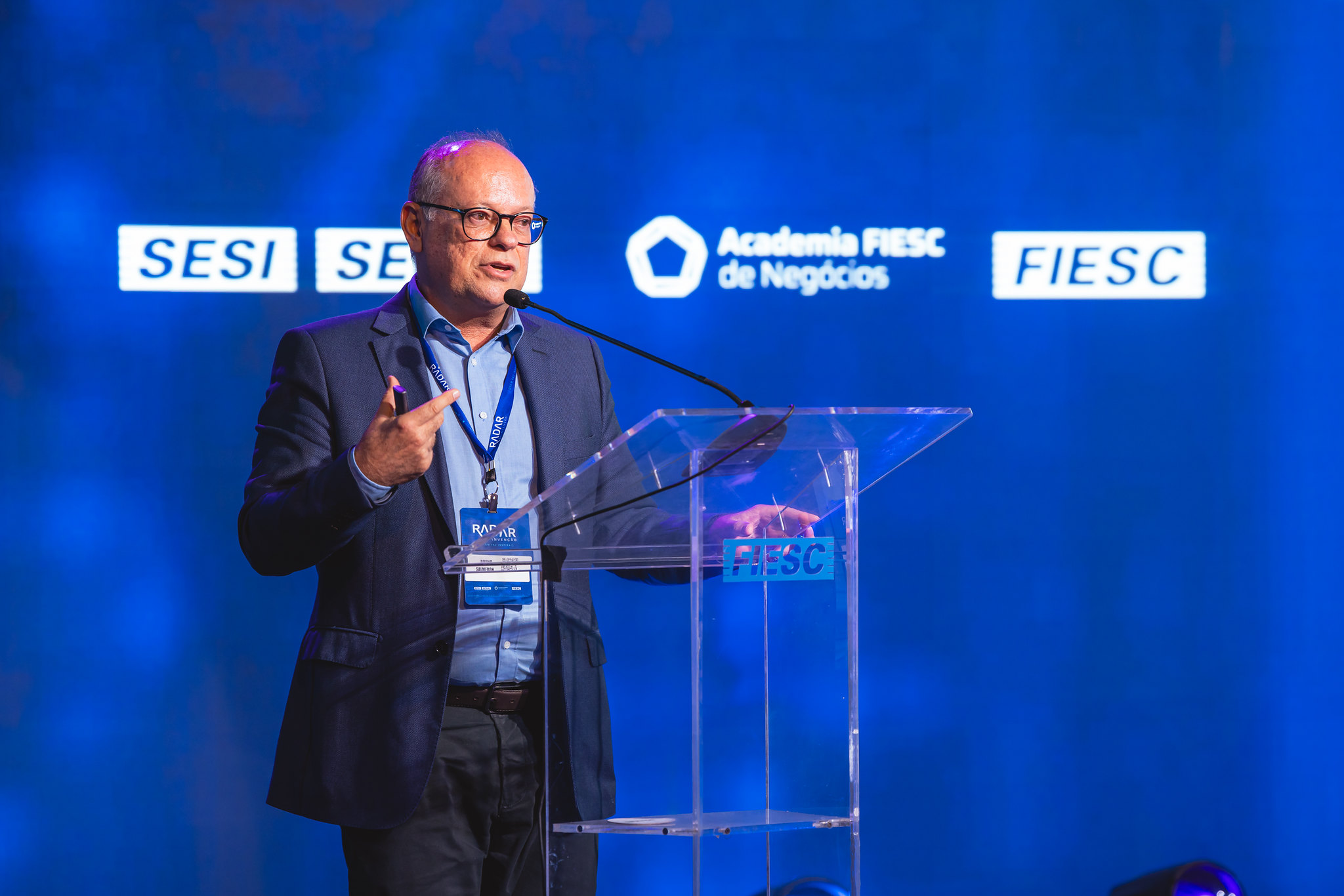 Bruno Salmeron, da Schulz S.A, conta que novas gerações são inseridas no negócio aos 13 anos. Foto: José Somensi
