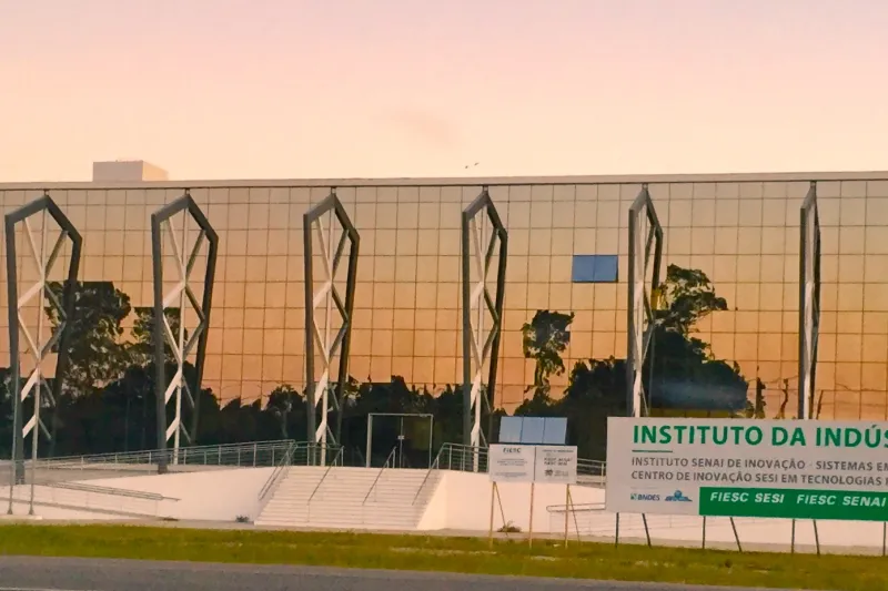 Instituto de Sistemas Embarcados, em Florianópolis, integra cluster catarinense de cidades inteligentes. 