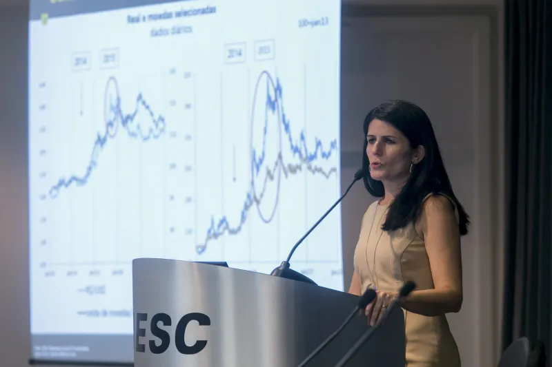 Zeina Latif participou na reunião de diretoria da FIESC, nesta sexta-feira (16), em Florianópolis (foto: Fernando Willadino)