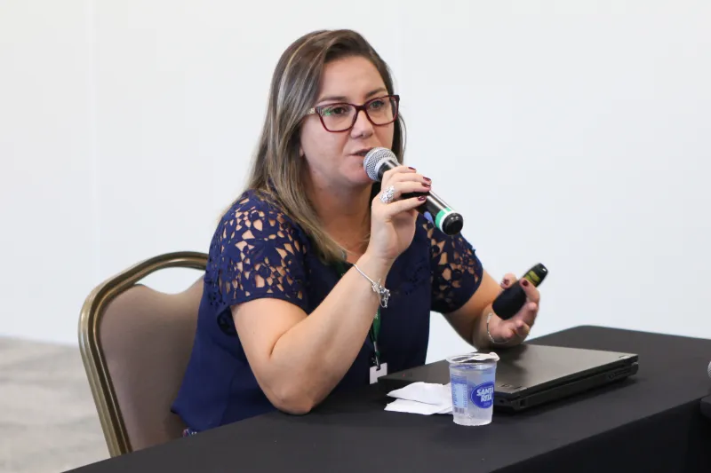 Especialista em engenharia de segurança no trabalho, Migliane Réus de Mello falou sobre o tema à Câmara de Relações Trabalhistas da FIESC. Foto: Filipe Scotti