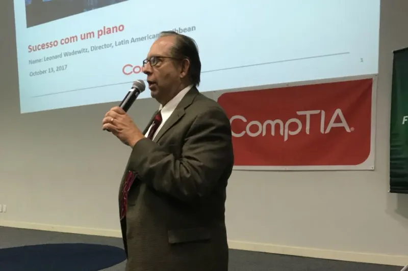 Wadewitz proferiu palestra a estudantes do SENAI Florianópolis