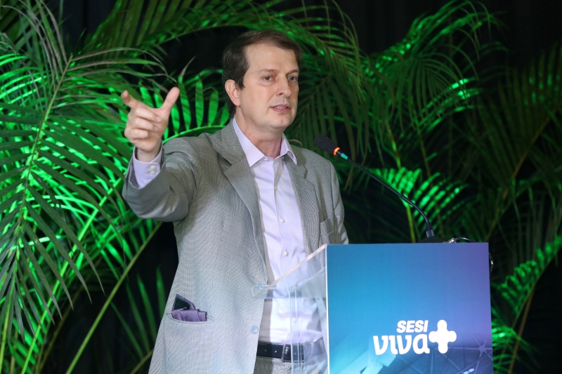 diretor superintendente do SESI Nacional, Rafael Lucchesi (foto: André Kopsch)