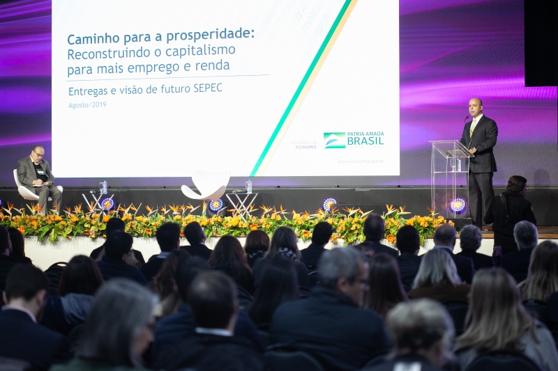 Secretário da Produtividade, Carlos da Costa, durante o Innovation Summit (foto: Filipe Scotti)