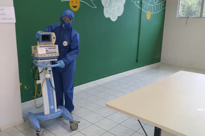 Recepção dos respiradores no Instituto SENAI em Joinville