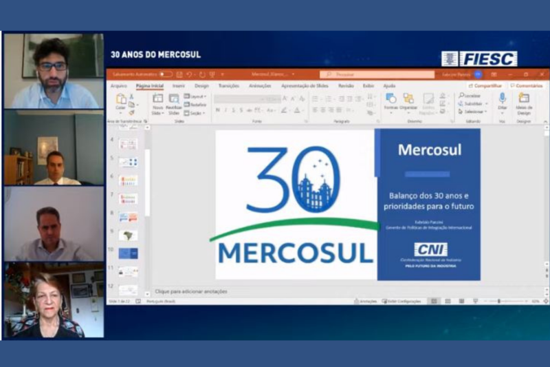 Live foi transmitida pelo canal da FIESC no YouTube
