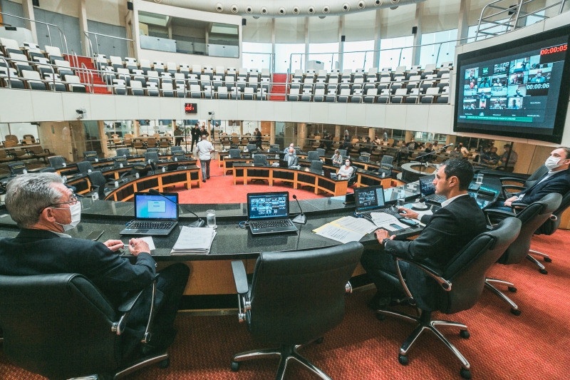 Em reunião da ALESC, FIESC destaca situação da infraestrutura de SC