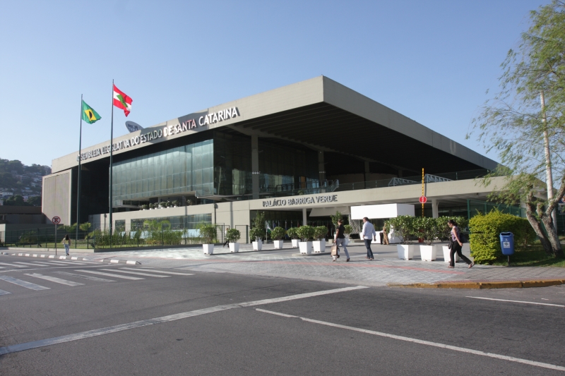 Aprovação da reforma da previdência é medida responsável, diz FIESC