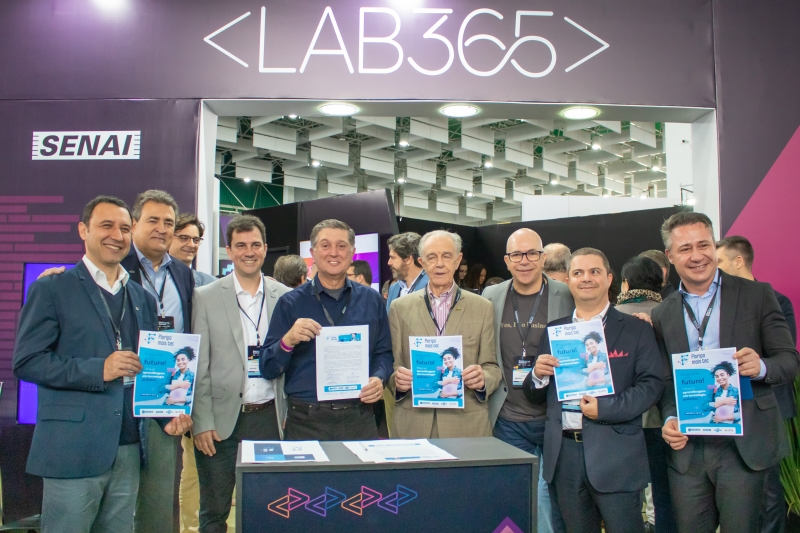 Assinatura foi firmada na manhã desta quinta-feira, dia 4 (foto: Filipe Scotti)