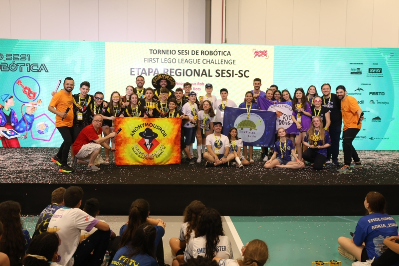 SC encerra seletivas da FLL e classifica oito equipes para etapa nacional