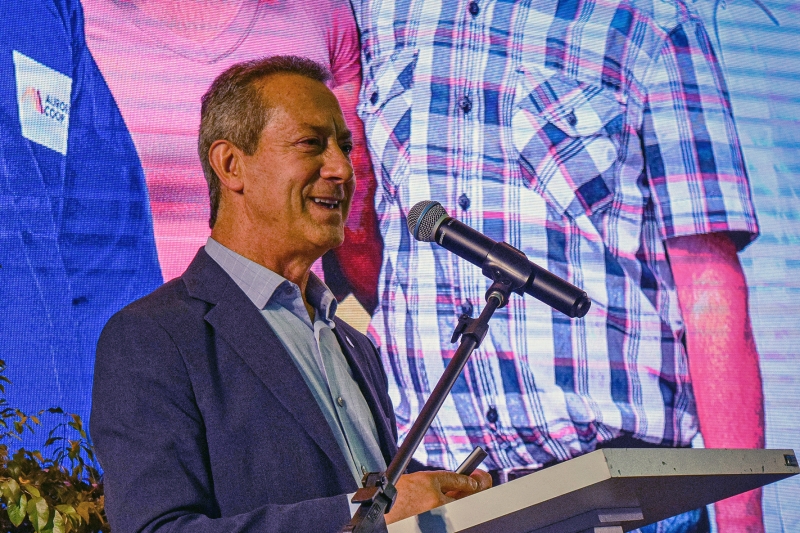 Neivor Canton, presidente da Aurora Coop, anunciou que a unidade da Aurora em São Miguel do Oeste projeta aumentar sua capacidade para 5 mil suínos por dia. Foto: Beto Ruschel.