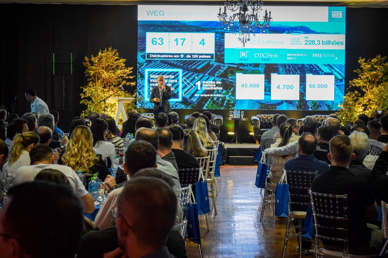 Marcelo Pinto, CEO da PPI-Multitask, empresa do grupo WEG, que compartilhou a estratégia da empresa voltada à transição energética e à inovação constante. Foto: Beto Ruschel.