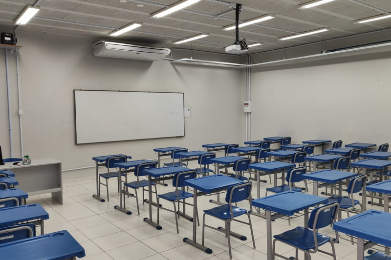Mafra: salas de aula foram reformadas para conforto dos estudantes (Divulgação) Mafra: salas de aula foram reformadas para conforto dos estudantes (Divulgação)