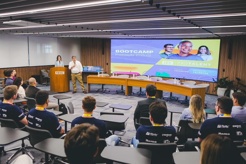 IEL/SC premia estudantes que criaram soluções a desafios da indústria catarinense