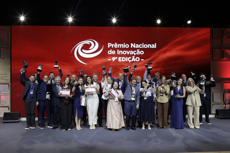 Entrega do prêmio marcou o encerramento do Congresso de Inovação da Indústria. Foto: Edilson Dantas/CNI 