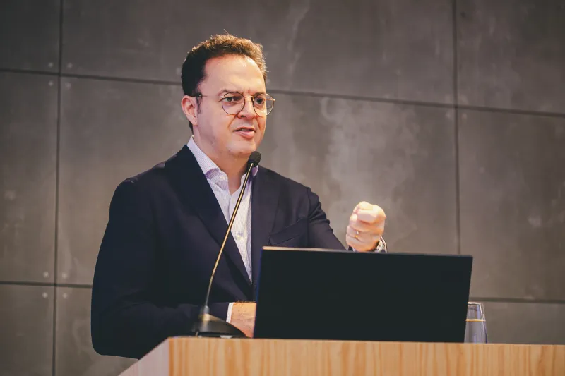 Industrial deve levar em conta geopolítica na estratégia de internacionalização, diz CNI