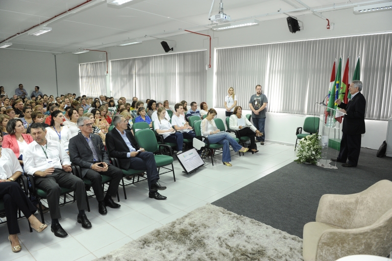 Côrte lembrou que os novos profissionais deverão se habituar a trabalhar em equipes multidisciplinares. (foto: Jorge Somensi)