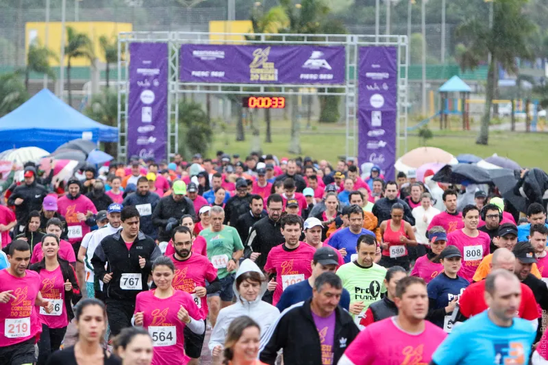 Mais de 700 trabalhadores participaram da prova (Foto: Thiago Braga)