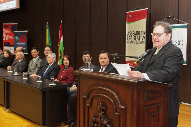 Abreu, durante a abertura do Congresso de Direito Eleitoral, em Florianópolis (foto: Heraldo Carnieri)