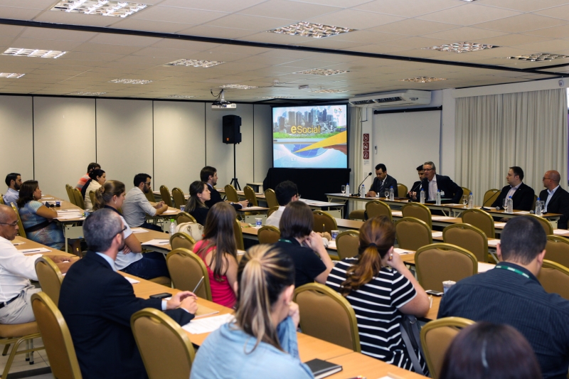 Tema foi debatido em reunião da Câmara de Assuntos Tributários e Legislativos da FIESC. (Foto: Filipe Scotti)