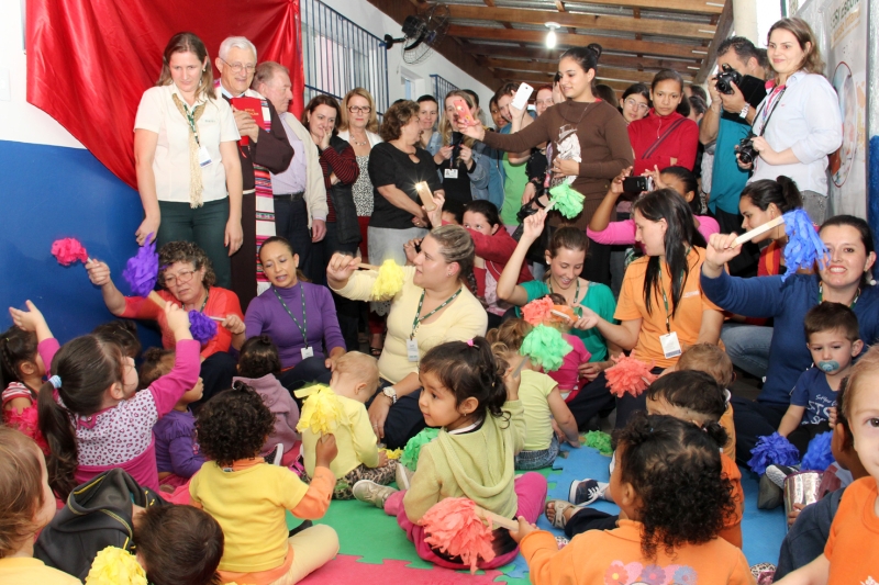 Creche atende em período integral ininterrupto, inclusive aos sábados e feriados (Foto: Xico Stocker)